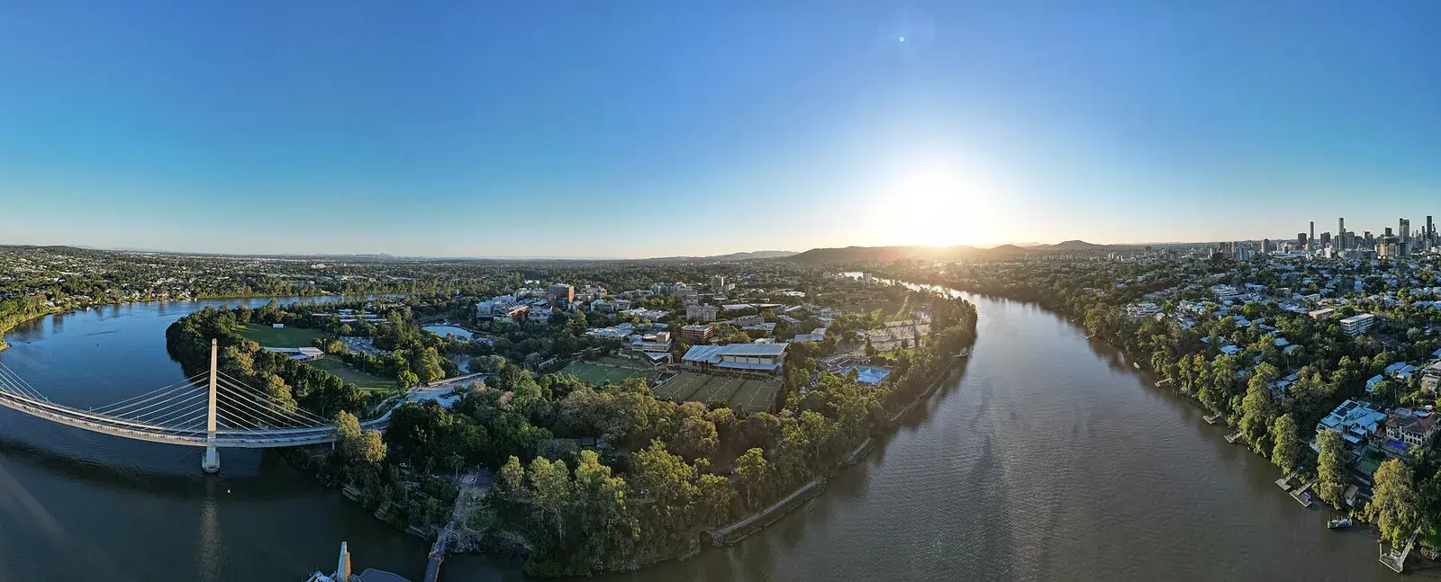 Khuôn viên ĐH Queensland (UQ)