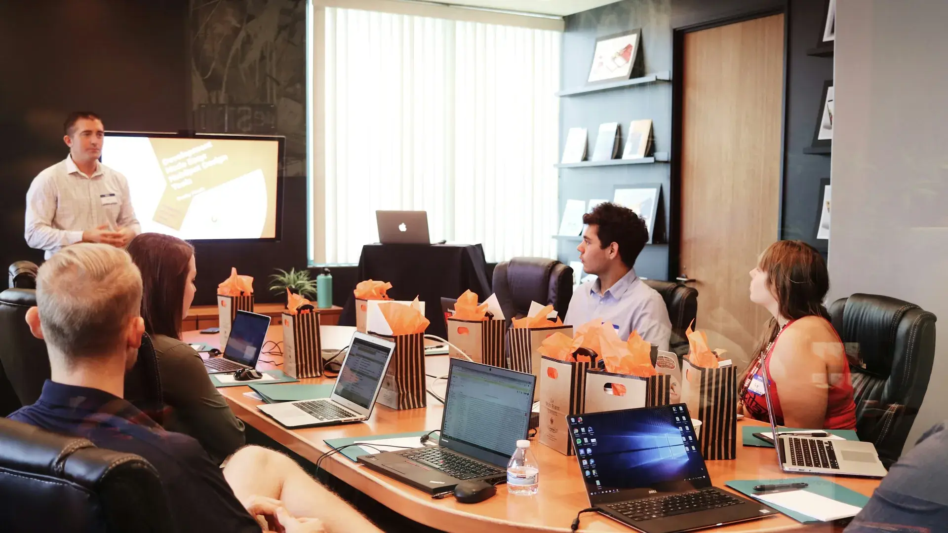 Phòng học hiện đại SGTD Education
