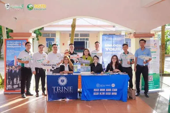 28 Đối Tác Giáo Dục Quốc Tế Hội Tụ tại Bến Tre – Sự Kiện Được Đón Tiếp Bởi (ảnh 2/26)