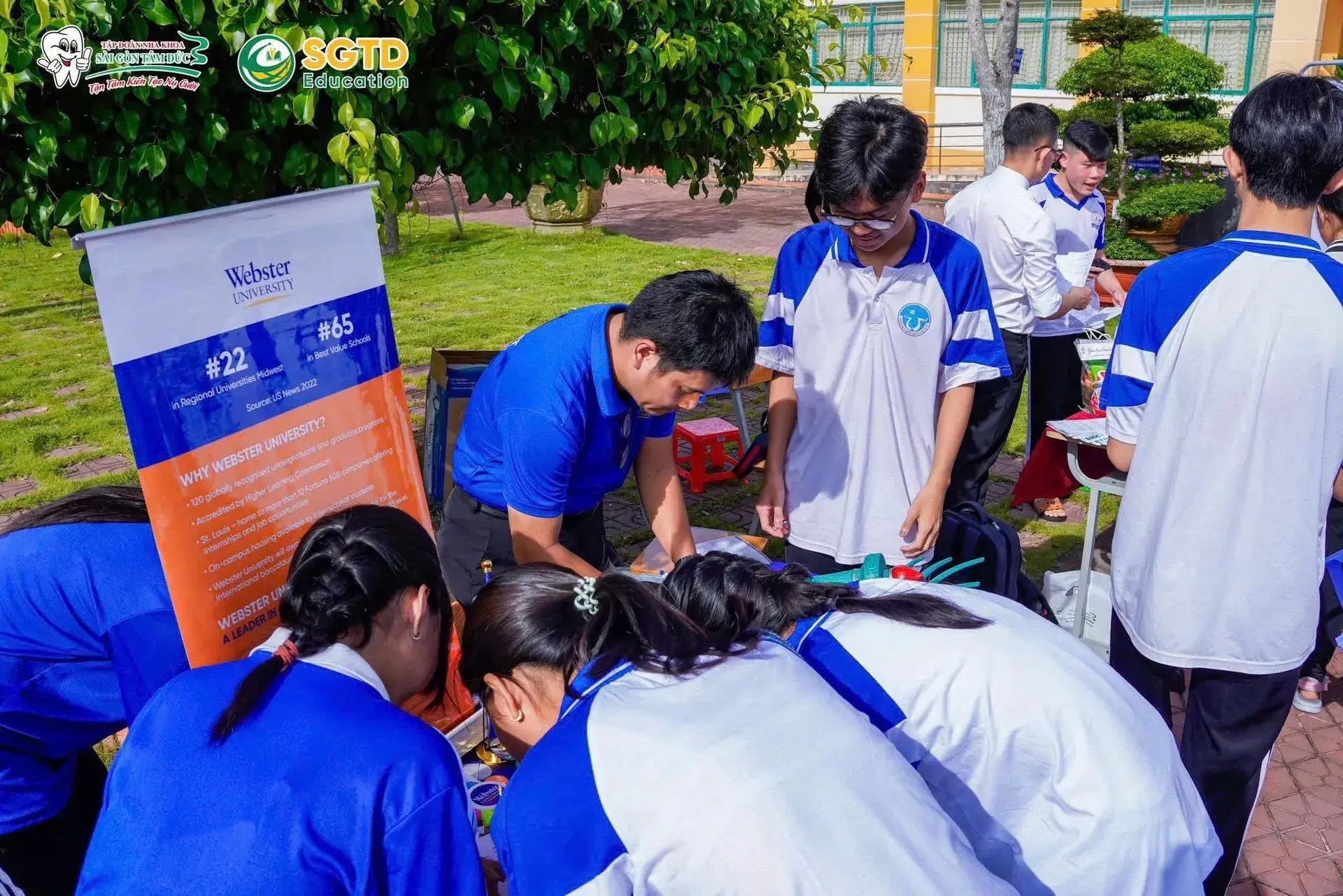 28 Đối Tác Giáo Dục Quốc Tế Hội Tụ tại Bến Tre – Sự Kiện Được Đón Tiếp Bởi (ảnh 24/26)