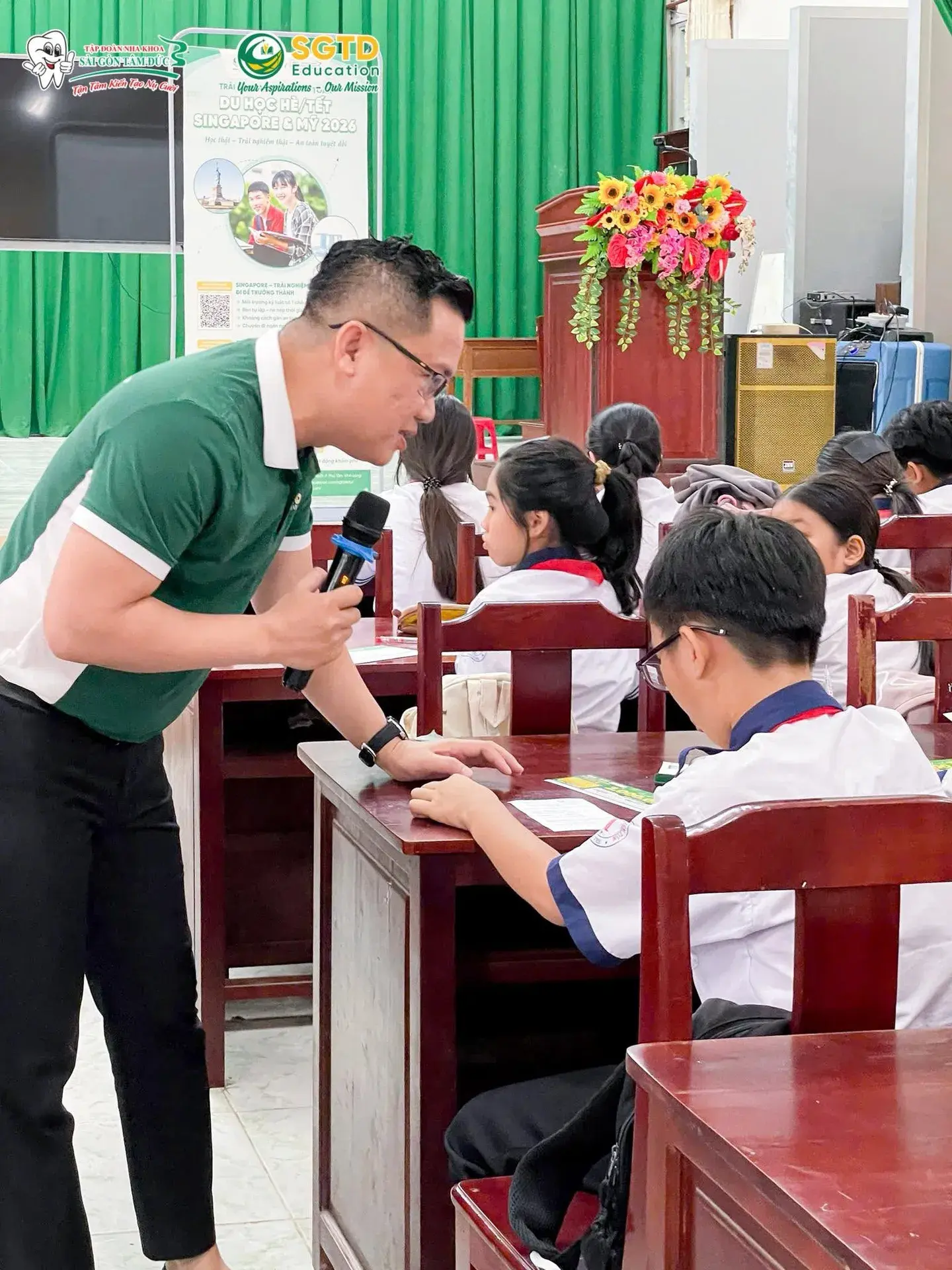 Buổi Chia Sẻ Thông Tin Du Học và Chăm Sóc Răng Miệng đến Các "Búp Măng Ngon" tại Trường THCS Tiệm Tôm (ảnh 10/39)