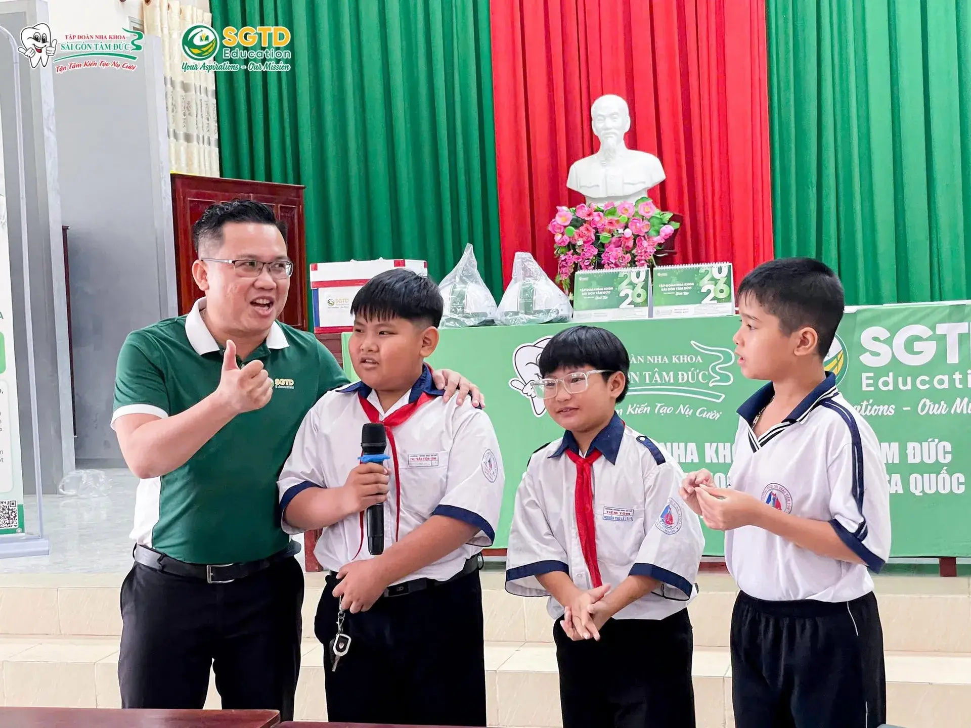 Buổi Chia Sẻ Thông Tin Du Học và Chăm Sóc Răng Miệng đến Các "Búp Măng Ngon" tại Trường THCS Tiệm Tôm (ảnh 11/39)