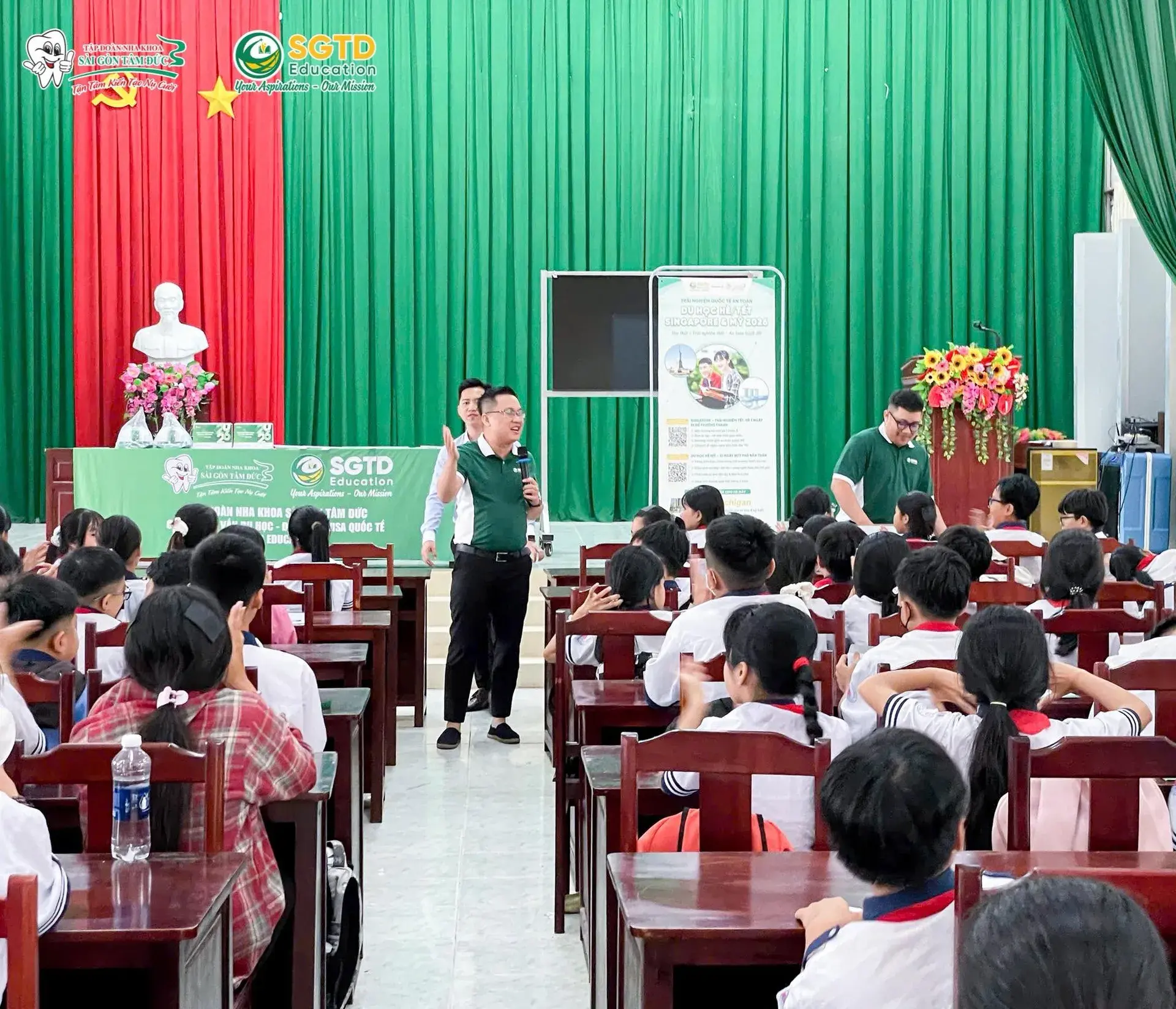 Buổi Chia Sẻ Thông Tin Du Học và Chăm Sóc Răng Miệng đến Các "Búp Măng Ngon" tại Trường THCS Tiệm Tôm (ảnh 13/39)
