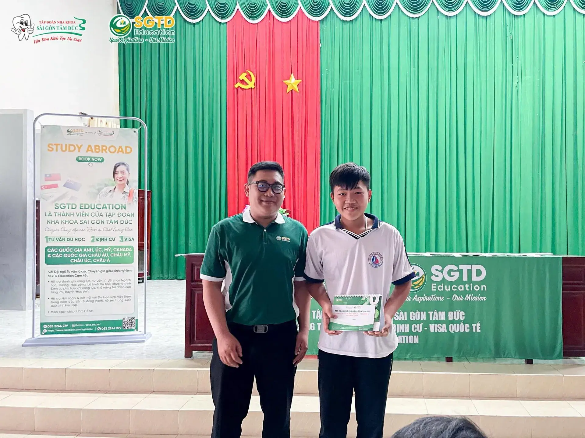 Buổi Chia Sẻ Thông Tin Du Học và Chăm Sóc Răng Miệng đến Các "Búp Măng Ngon" tại Trường THCS Tiệm Tôm (ảnh 18/39)