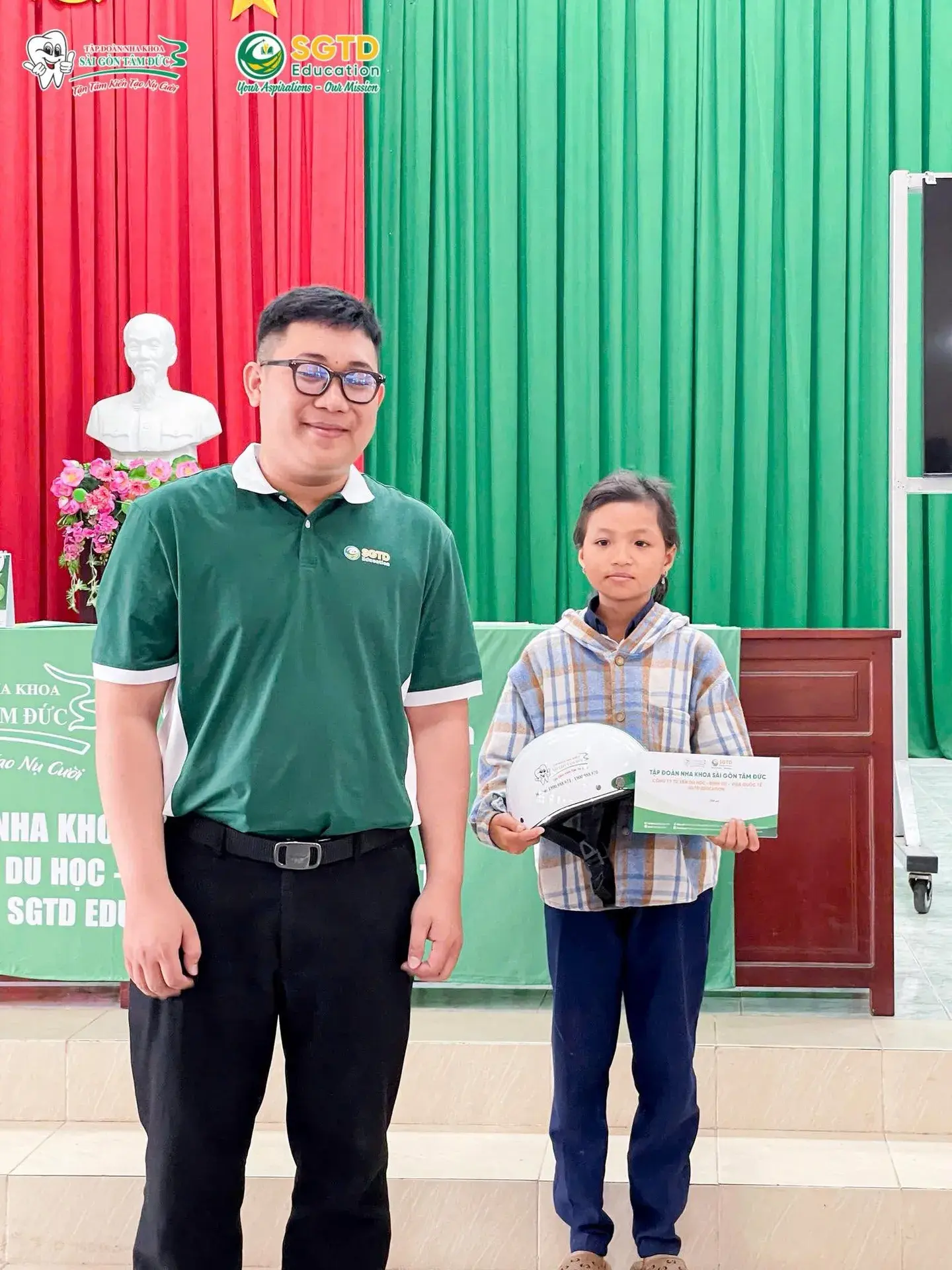 Buổi Chia Sẻ Thông Tin Du Học và Chăm Sóc Răng Miệng đến Các "Búp Măng Ngon" tại Trường THCS Tiệm Tôm (ảnh 28/39)