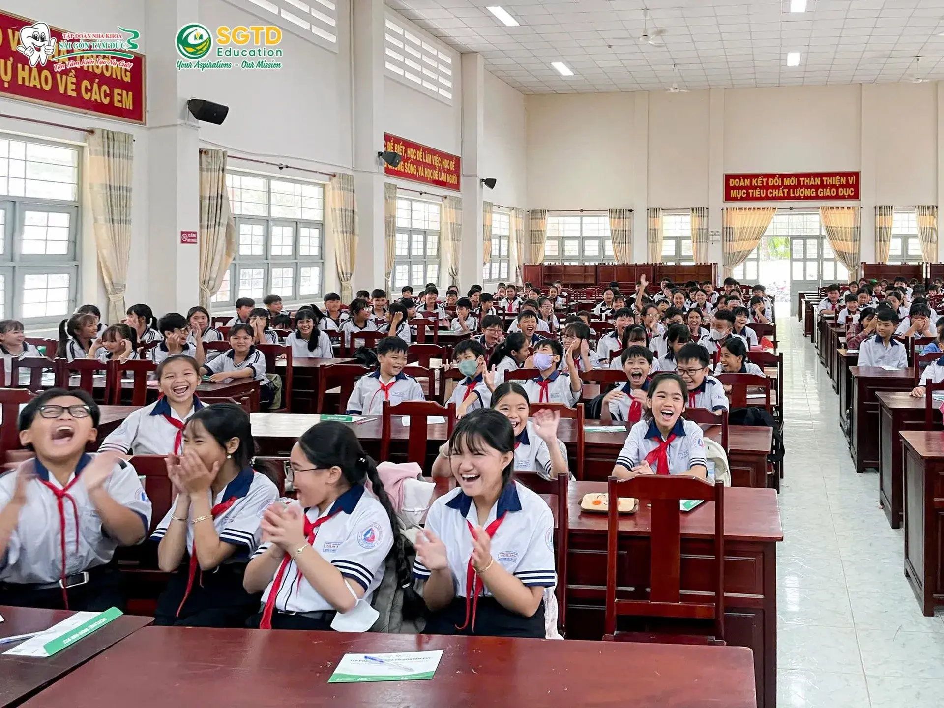 Buổi Chia Sẻ Thông Tin Du Học và Chăm Sóc Răng Miệng đến Các "Búp Măng Ngon" tại Trường THCS Tiệm Tôm (ảnh 30/39)