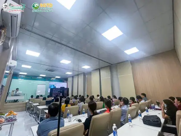 Buổi Học Lý Thuyết Nền Tảng của Giáo Viên Thời Đại 4.0 Đã Diễn Ra Như Thế Nào? (ảnh 2/7)