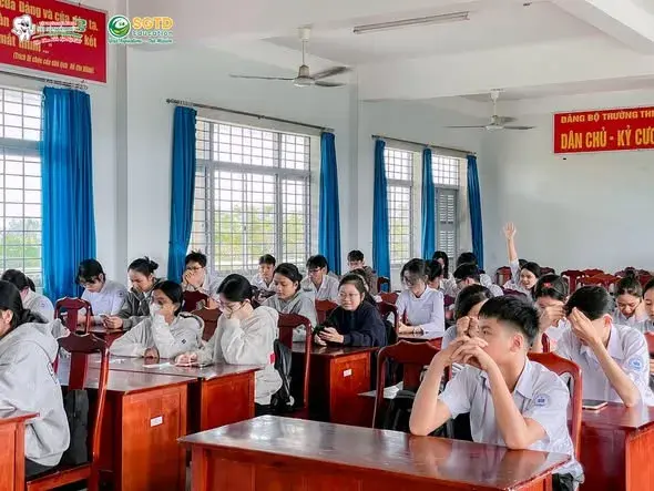 Buổi Tư Vấn Chuyên Sâu Lần 02 - SGTD Education Đồng Hành cùng Học Sinh Trường THPT Phan Liêm trong Những Bước Đầu Định Hướng Tương Lai (ảnh 2/15)