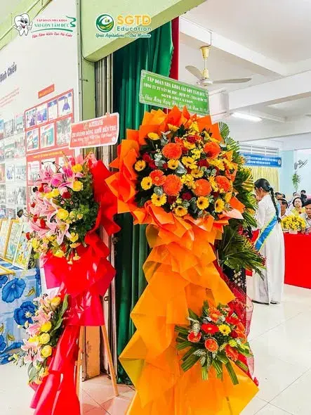 Chúc Mừng Lễ Kỷ Niệm Ngày Nhà Giáo Việt Nam 20/11 tại THPT Chuyên Nguyễn Thiện Thành & THPT Nguyễn Đình Chiểu (ảnh 3/17)