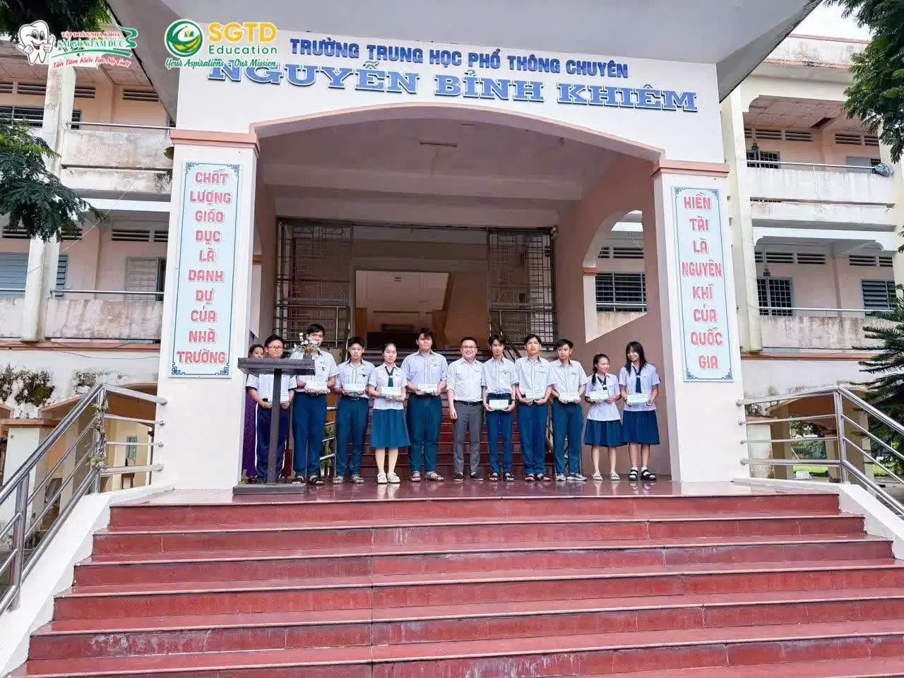 Chương Trình Tư Vấn & Trao Học Bổng – Lan Tỏa Tri Thức cùng (ảnh 7/7)