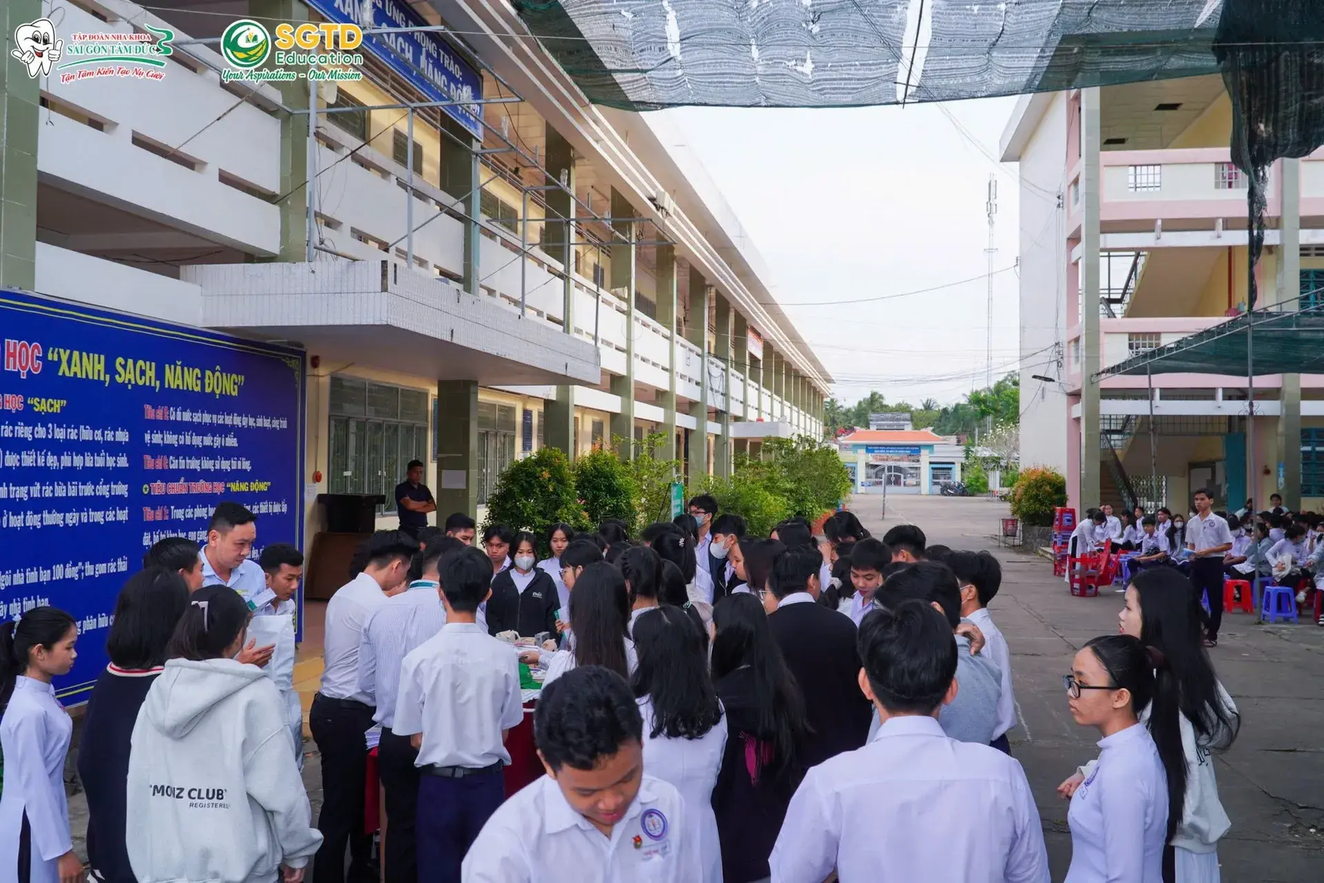 Định Hướng Tương Lai - Tư Vấn Hướng Nghiệp cùng SGTD Education tại Trường THPT Trần Văn Ơn (ảnh 15/30)
