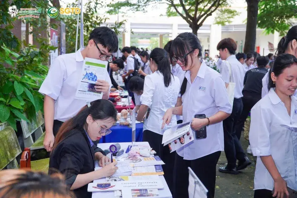 Gen Z Chuyên Bến Tre - Tựu Trường Rộn Rã, Bứt Phá cùng (ảnh 27/52)