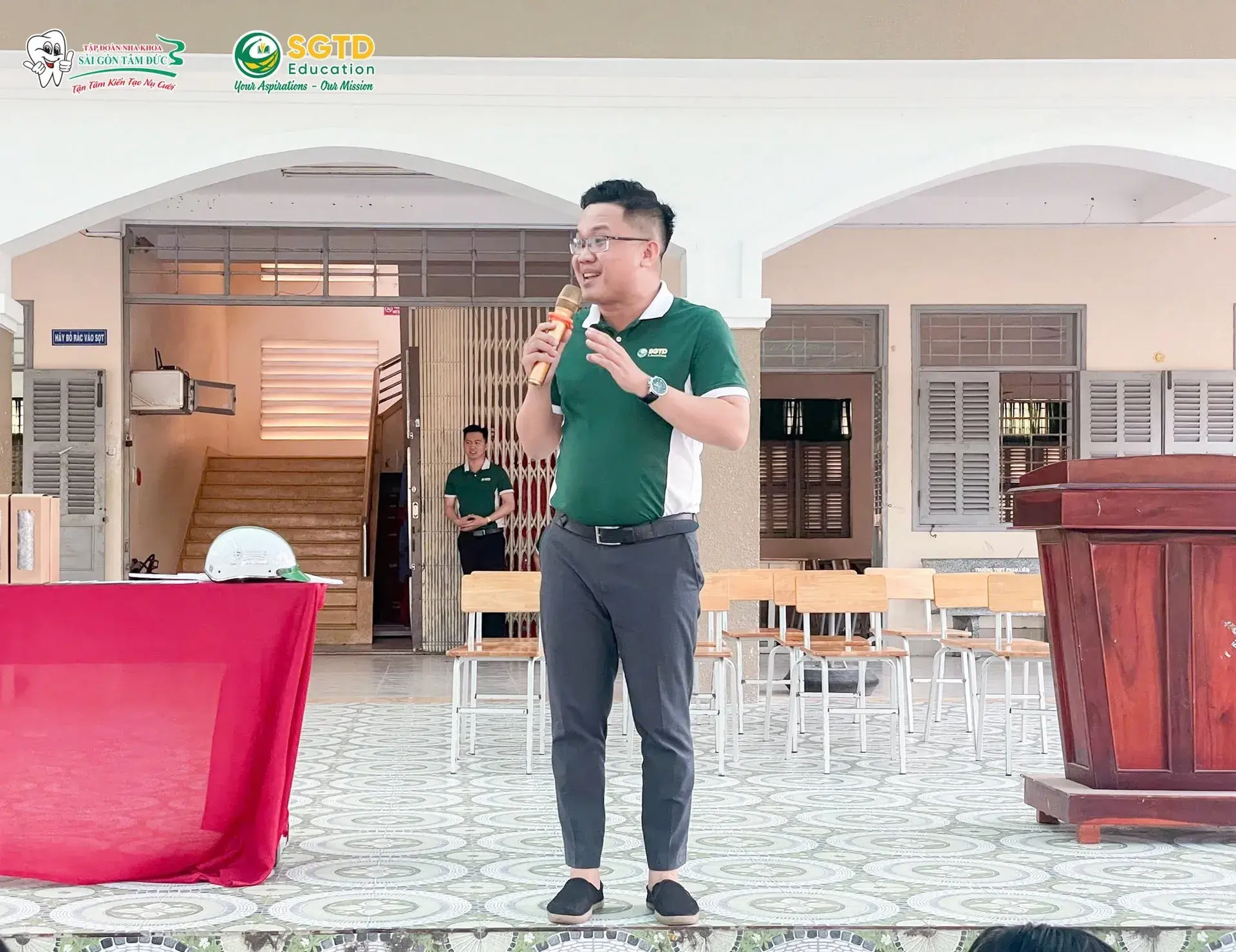 Khởi Đầu Năng Lượng Tuần Mới - SGTD Education Lan Toả Giá Trị Giáo Dục cho Các Em Học Sinh tại Trường THPT Phan Liêm (ảnh 25/31)