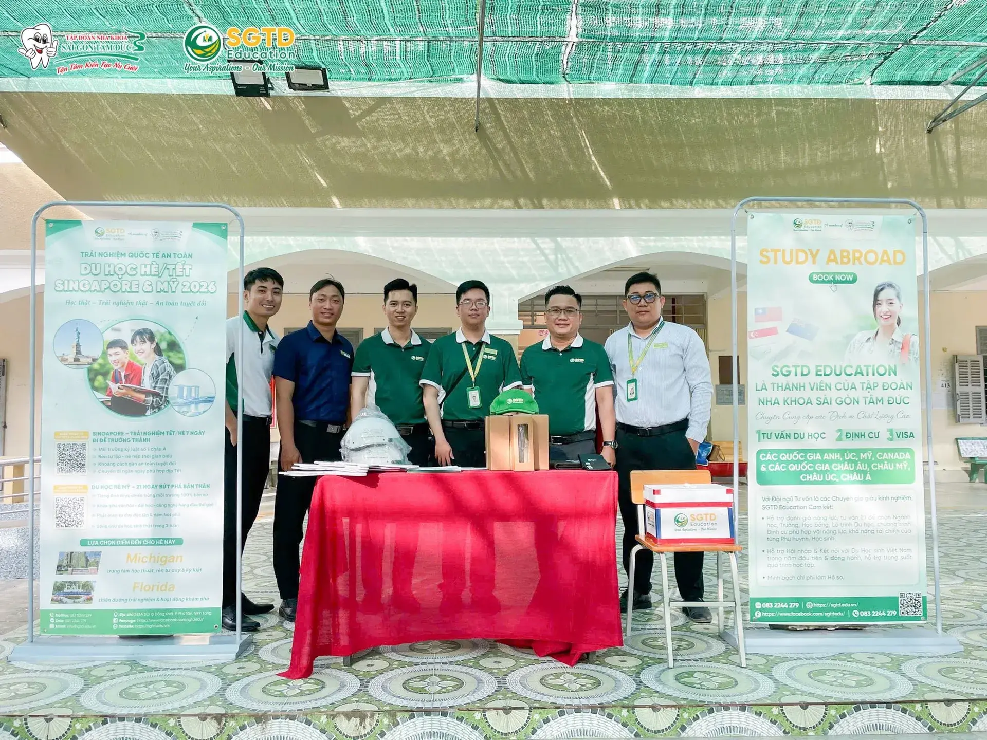 Khởi Đầu Năng Lượng Tuần Mới - SGTD Education Lan Toả Giá Trị Giáo Dục cho Các Em Học Sinh tại Trường THPT Phan Liêm (ảnh 30/31)