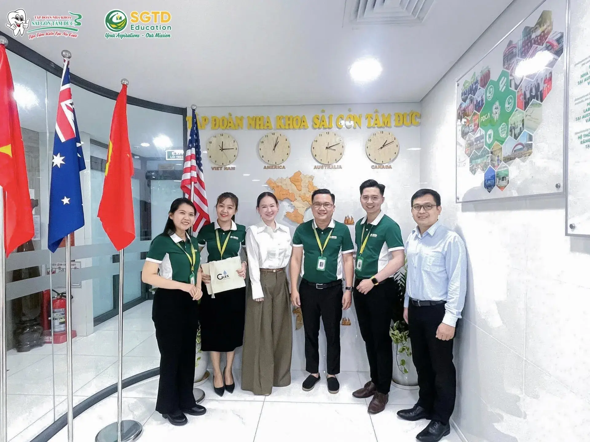 SGTD Education và Great Likes Education chụp ảnh lưu niệm sau lễ ký kết hợp tác