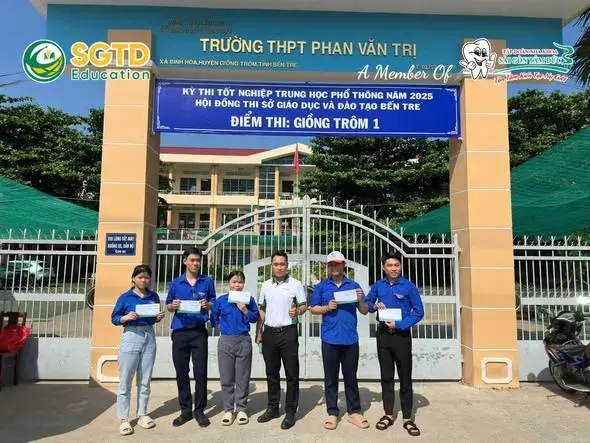 Ngày 26/6/2025 & 27/7/2025 - SGTD Education Đã Có Mặt tại Các Điểm Trường THPT Tỉnh Bến Tre Để Đồng Hành cùng Các Thí Sinh trong Kỳ Thi Tốt Nghiệp… (ảnh 3/11)