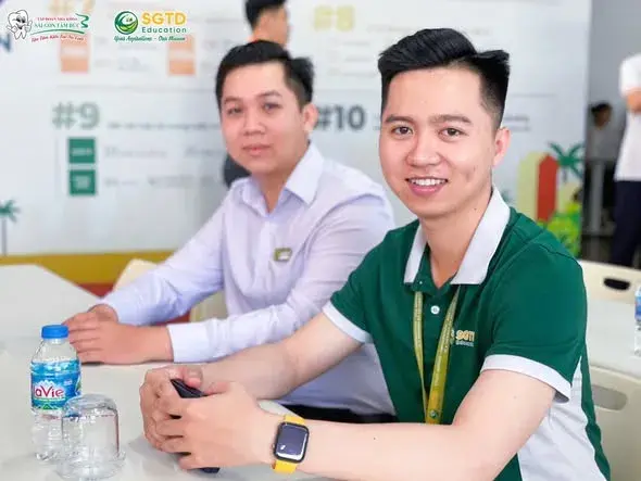 Nhà Tài Trợ Kim Cương Đồng Hành cùng Chương Trình “Nam Bộ Say Hi” Công Ty Tư Vấn Du Học Định Cư Visa Quốc Tế SGTD Education & Tập Đoàn Nha Khoa Sài… (ảnh 5/44)