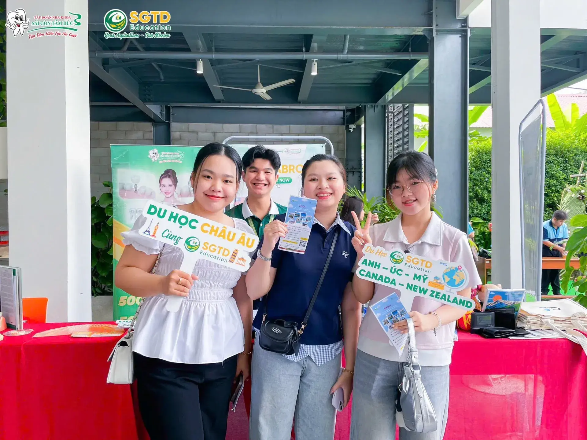 Nhà Tài Trợ Kim Cương Đồng Hành cùng Chương Trình “Nam Bộ Say Hi” Công Ty Tư Vấn Du Học Định Cư Visa Quốc Tế SGTD Education & Tập Đoàn Nha Khoa Sài… (ảnh 18/44)