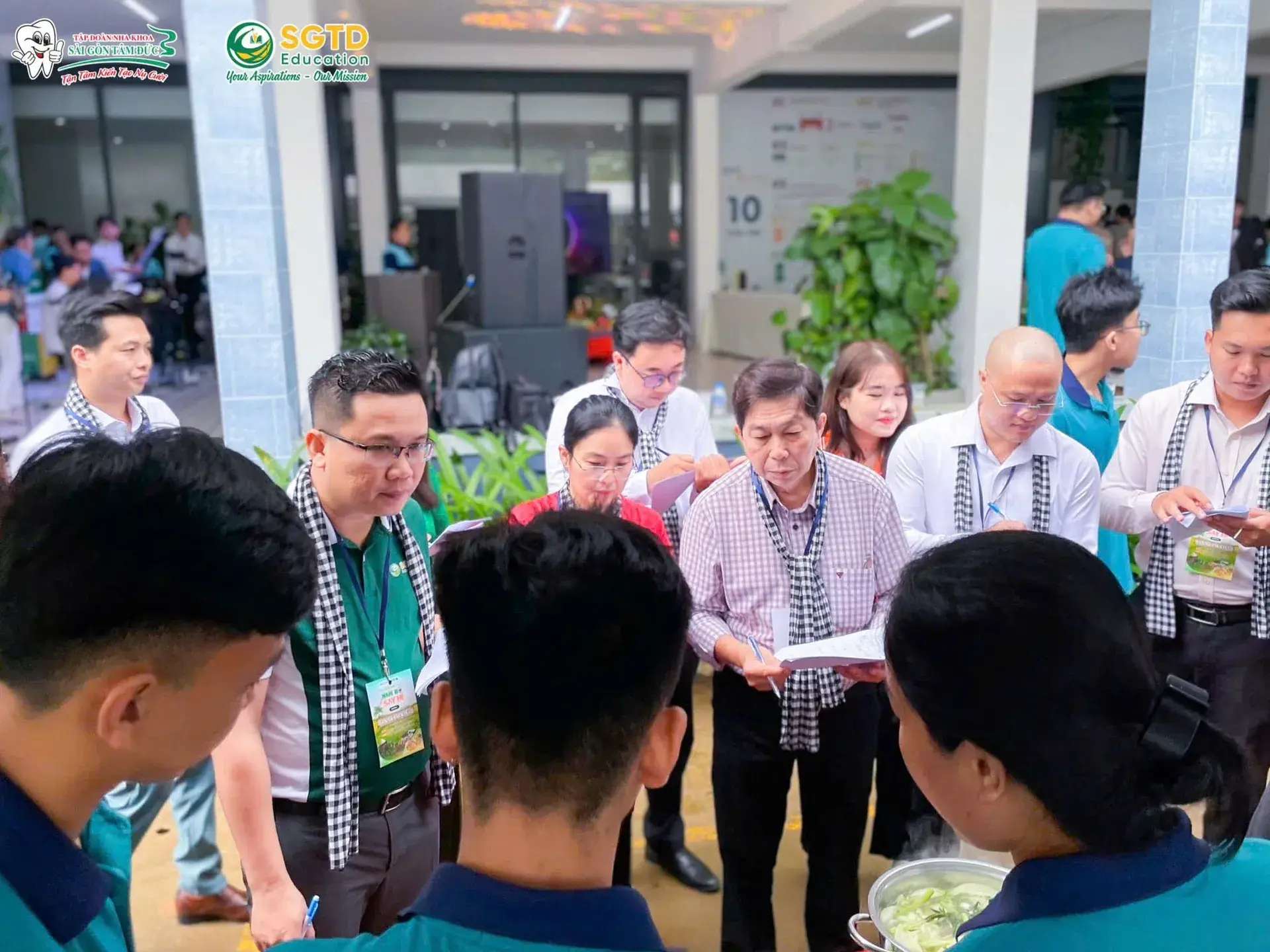 Nhà Tài Trợ Kim Cương Đồng Hành cùng Chương Trình “Nam Bộ Say Hi” Công Ty Tư Vấn Du Học Định Cư Visa Quốc Tế SGTD Education & Tập Đoàn Nha Khoa Sài… (ảnh 27/44)