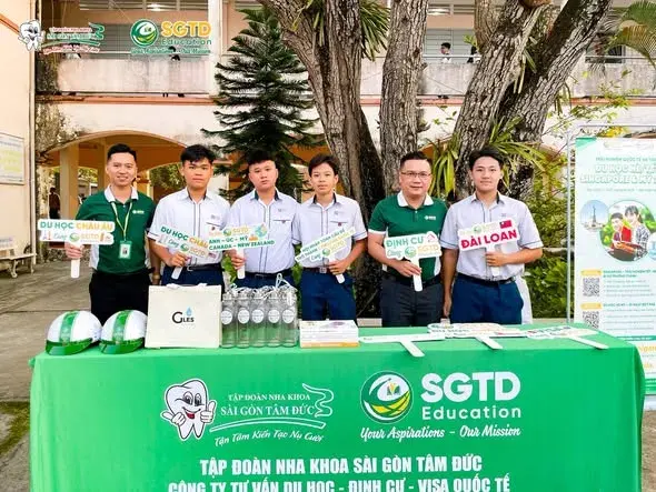 SGTD Education Đồng Hành cùng Học Sinh Trường THPT Chuyên Nguyễn Bỉnh Khiêm trong Định Hướng Du Học Năm 2026 (ảnh 2/22)