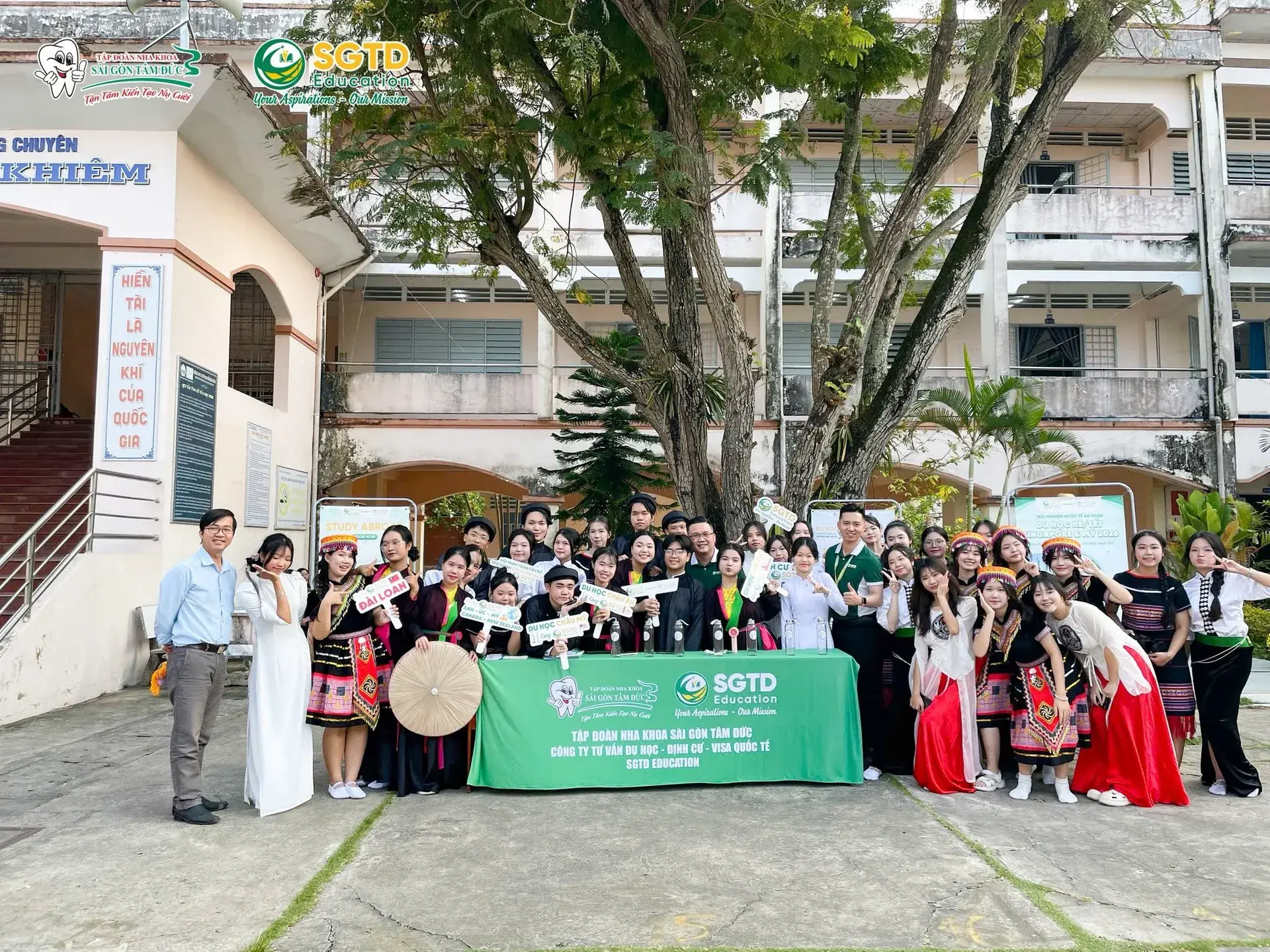 SGTD Education Đồng Hành cùng Học Sinh Trường THPT Chuyên Nguyễn Bỉnh Khiêm trong Định Hướng Du Học Năm 2026 (ảnh 15/22)