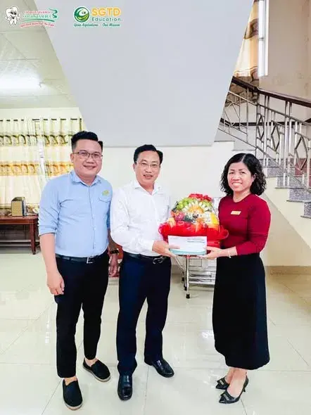 SGTD Education Gặp Gỡ Chính Quyền Xã Ba Tri & An Hiệp, (ảnh 3/6)