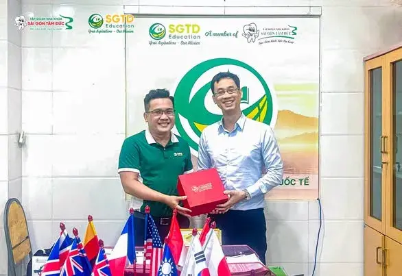 SGTD Education Hân Hạnh Đón Tiếp Đối Tác IEC đến Thăm và Làm Việc (ảnh 3/4)