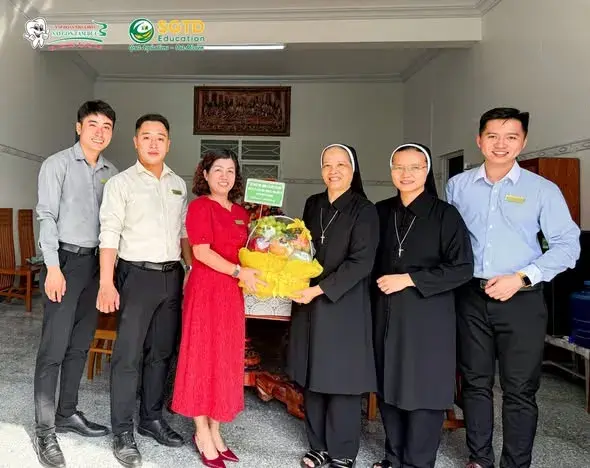 SGTD Education – Lan Tỏa Niềm Vui Giáng Sinh, Gửi Trao Giá Trị Tri Thức đến Các Họ Đạo (ảnh 2/15)