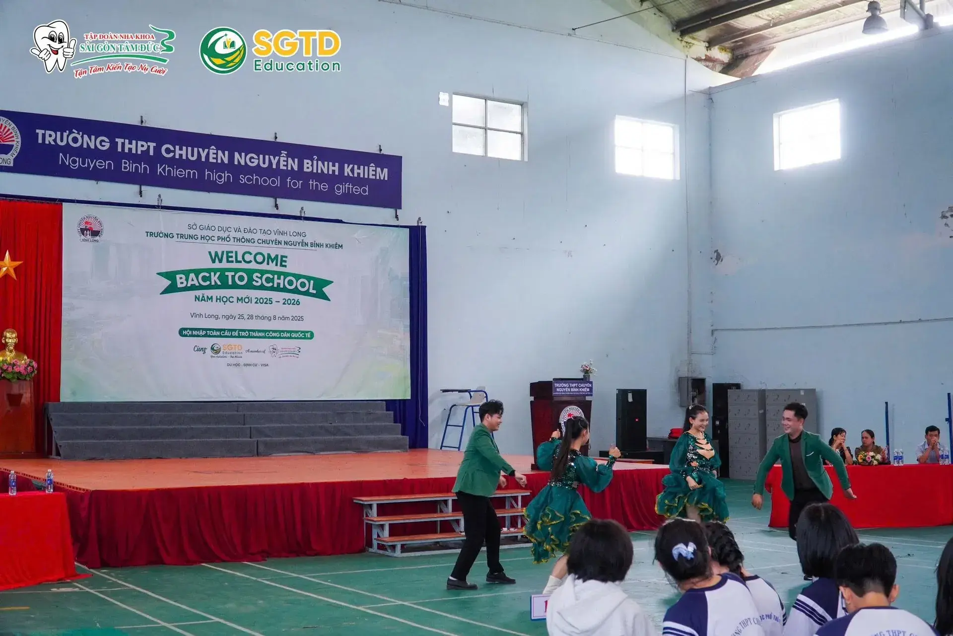 Sự Kiện “Back To School” Bùng Nổ tại THPT Chuyên Nguyễn Bỉnh Khiêm cùng (ảnh 26/27)