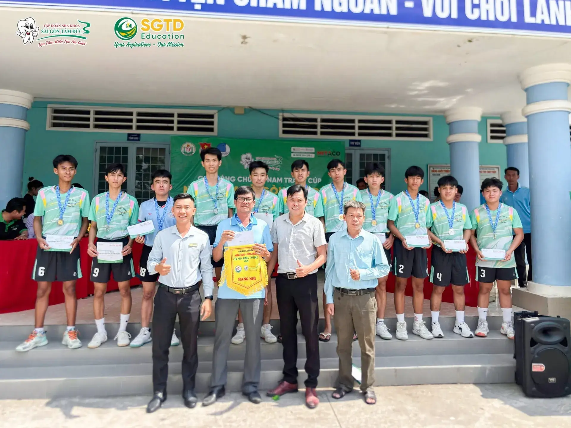 Tập Đoàn Nha Khoa Sài Gòn Tâm Đức cùng SGTD Education Tự Hào Đồng Hành cùng Giải Bóng Chuyền Nam THPT Tranh Cúp: Nha Khoa Sài Gòn Tâm Đức Lần III… (ảnh 8/25)