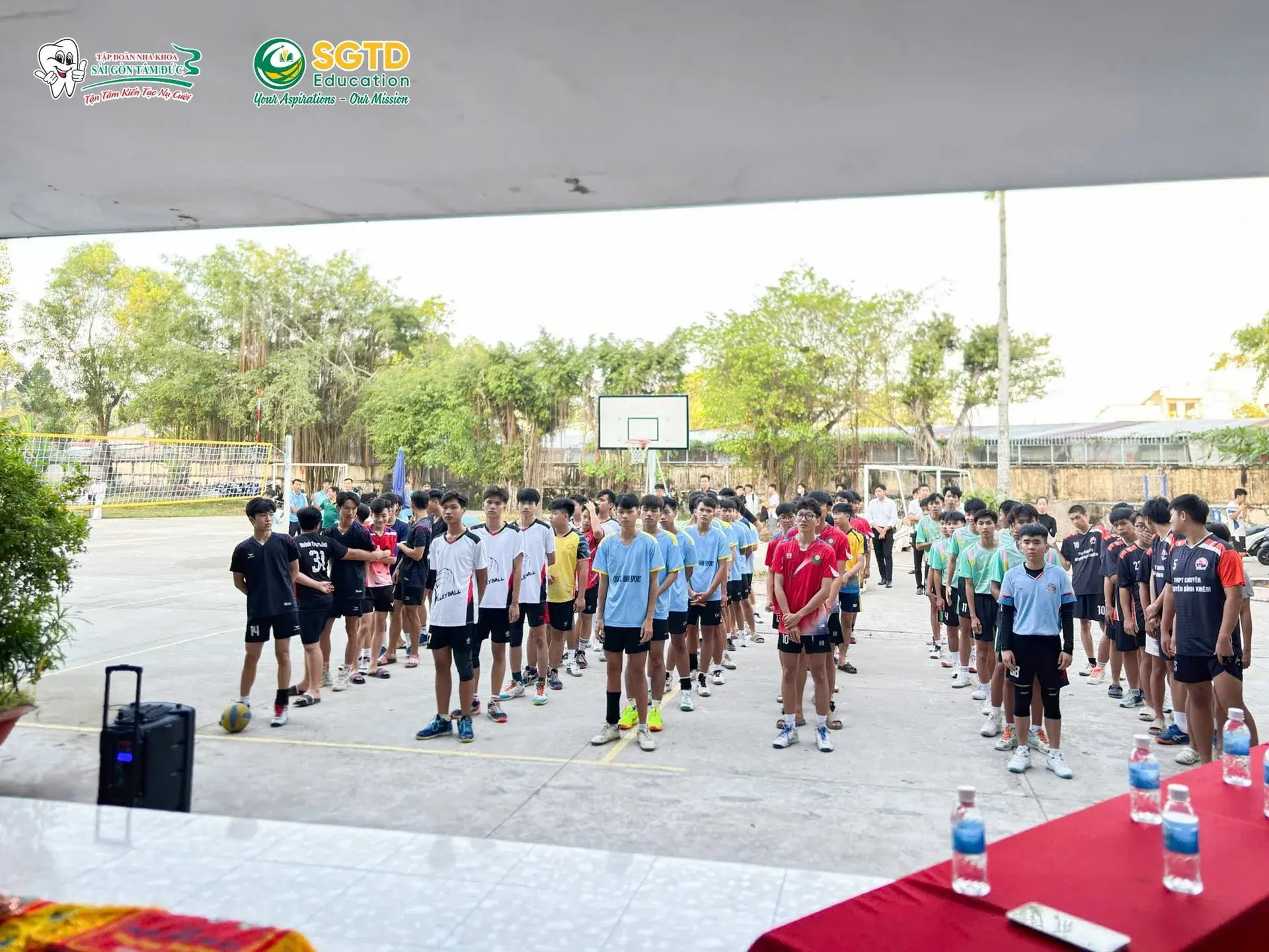 Tập Đoàn Nha Khoa Sài Gòn Tâm Đức cùng SGTD Education Tự Hào Đồng Hành cùng Giải Bóng Chuyền Nam THPT Tranh Cúp: Nha Khoa Sài Gòn Tâm Đức Lần III… (ảnh 17/25)