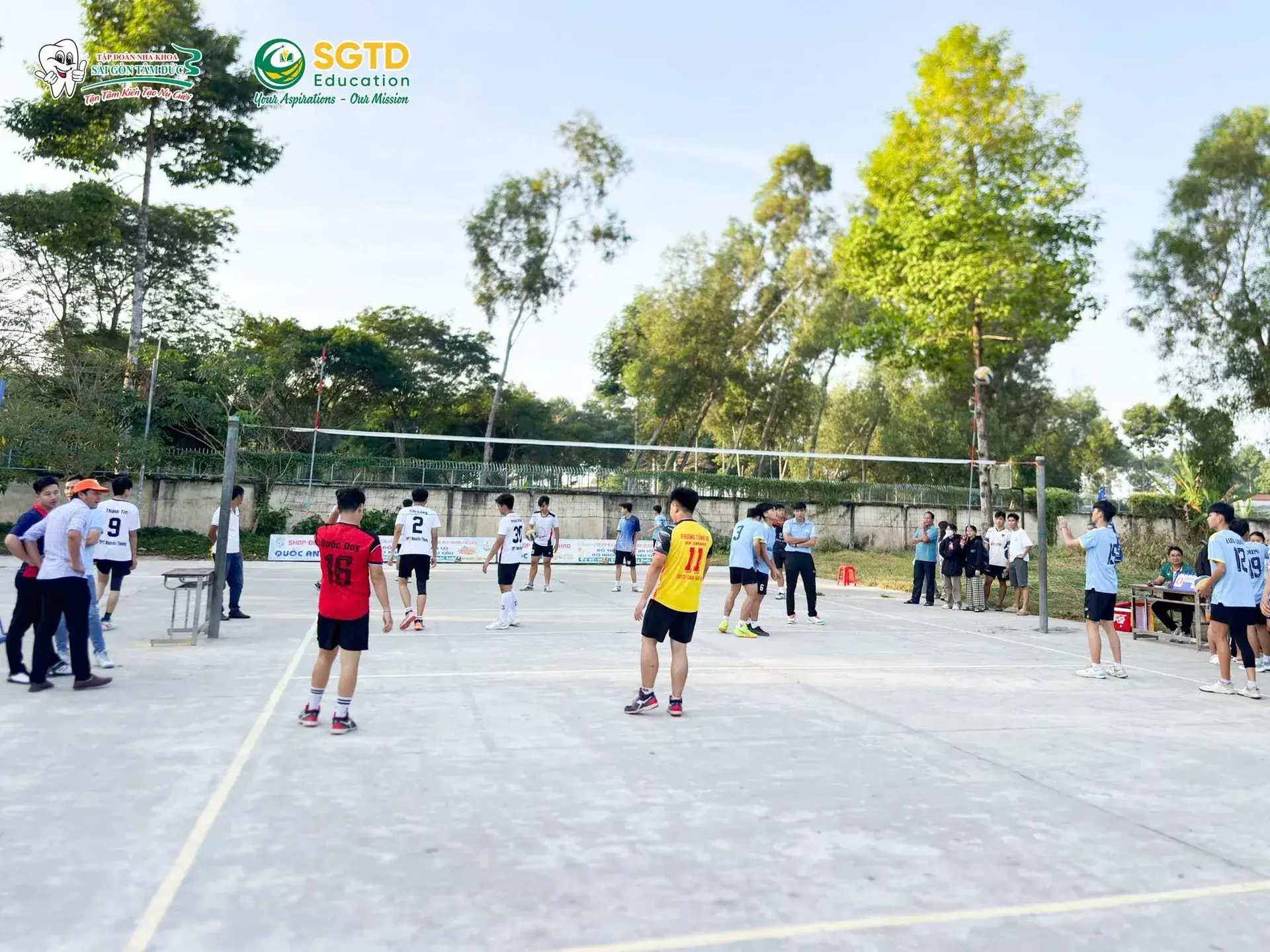 Tập Đoàn Nha Khoa Sài Gòn Tâm Đức cùng SGTD Education Tự Hào Đồng Hành cùng Giải Bóng Chuyền Nam THPT Tranh Cúp: Nha Khoa Sài Gòn Tâm Đức Lần III… (ảnh 22/25)