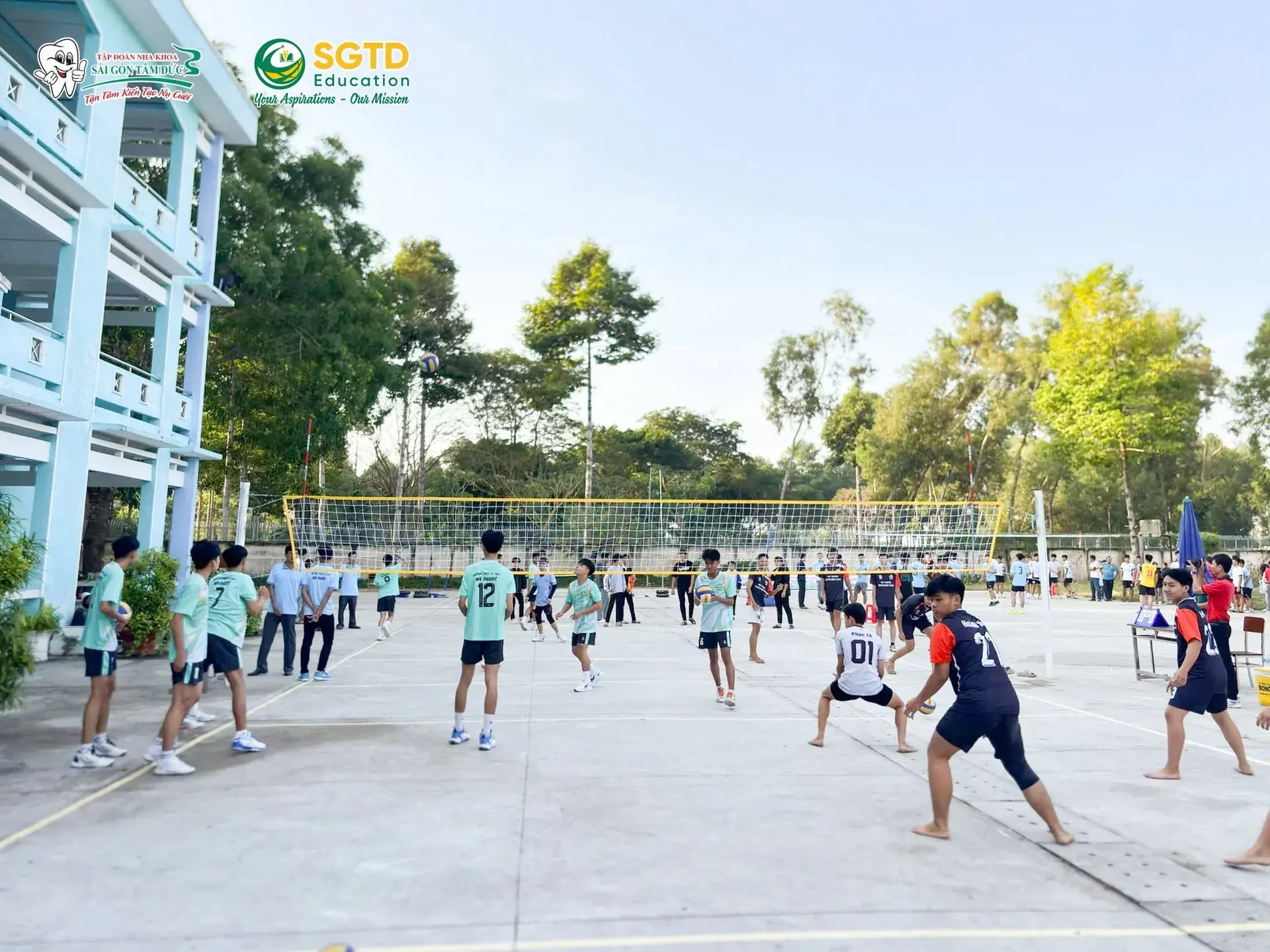 Tập Đoàn Nha Khoa Sài Gòn Tâm Đức cùng SGTD Education Tự Hào Đồng Hành cùng Giải Bóng Chuyền Nam THPT Tranh Cúp: Nha Khoa Sài Gòn Tâm Đức Lần III… (ảnh 23/25)