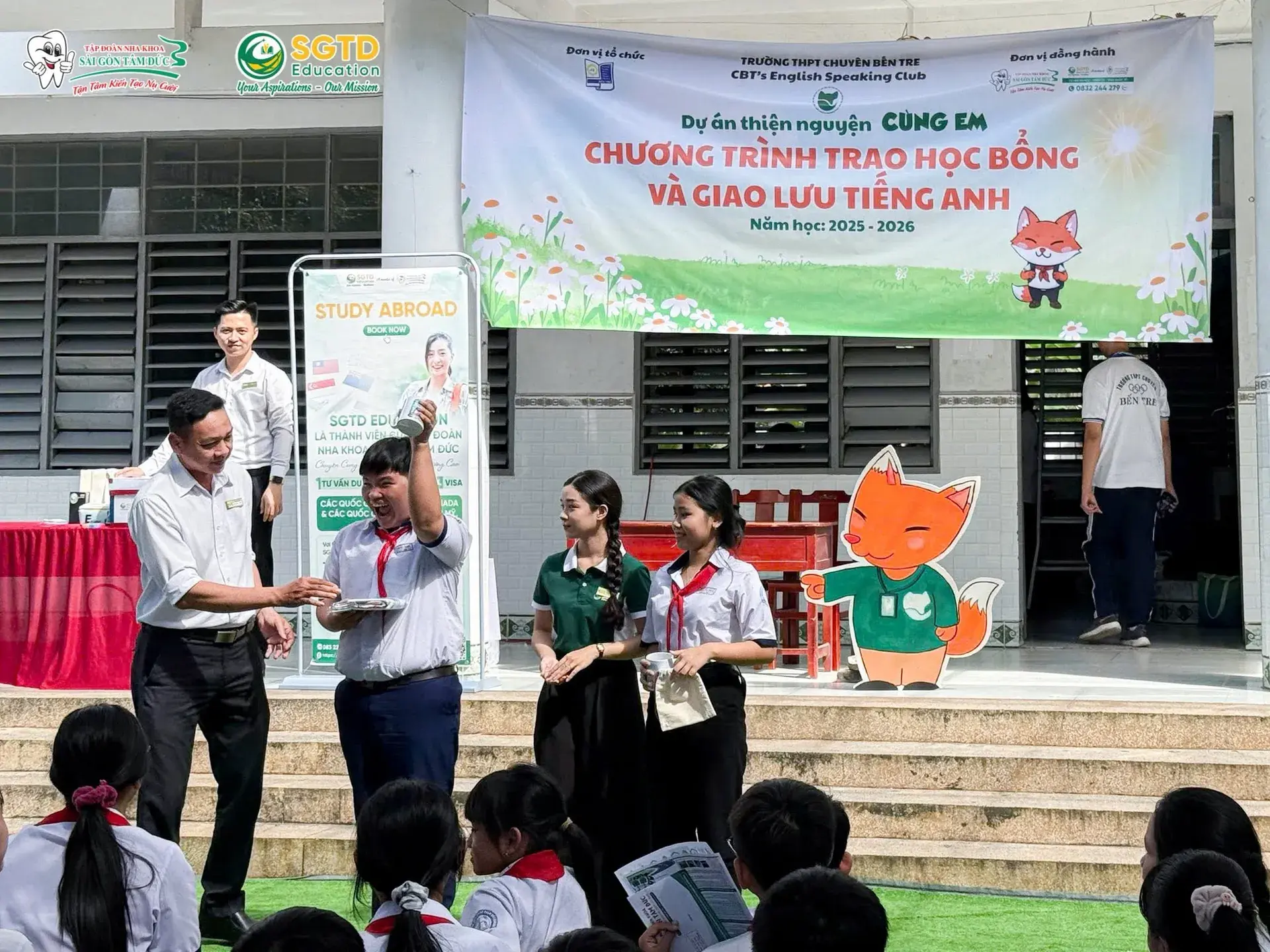 Tập Đoàn Nha Khoa Sài Gòn Tâm Đức & SGTD Education Đồng Hành cùng Dự Án Thiện Nguyện "cùng Em" tại Trường THCS Phạm Viết Chánh (ảnh 9/13)