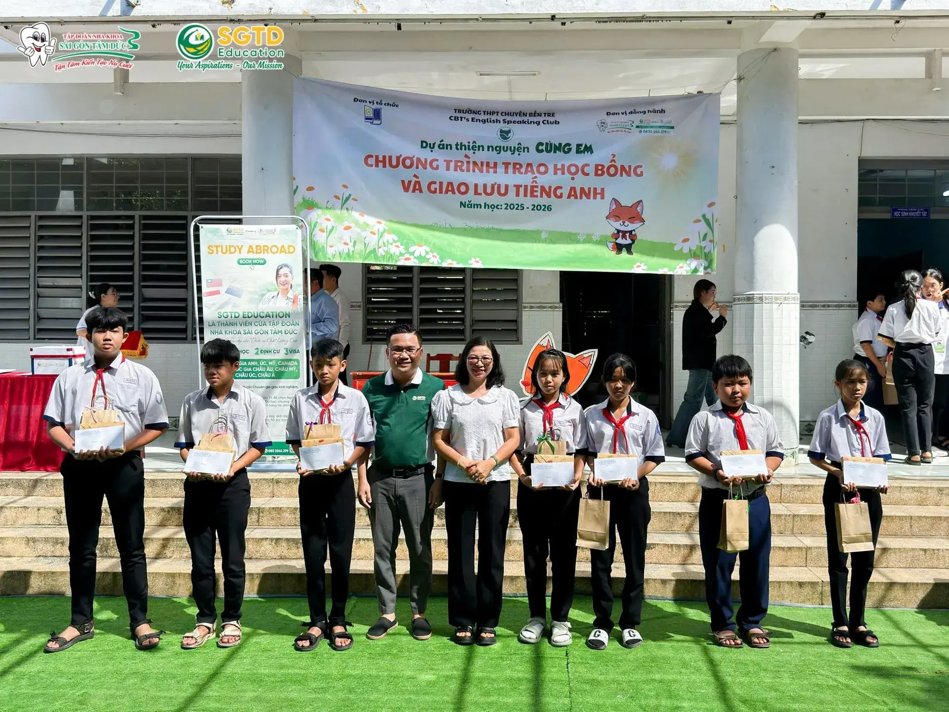 Tập Đoàn Nha Khoa Sài Gòn Tâm Đức & SGTD Education Đồng Hành cùng Dự Án Thiện Nguyện "cùng Em" tại Trường THCS Phạm Viết Chánh (ảnh 11/13)