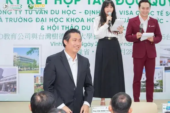 Thành Công Rực Rỡ: Ký Kết Hợp Tác Độc Quyền Giữa SGTD Education và Trường Đại Học Khoa Học Kỹ Thuật Thụ Đức – Đài Loan & Hội Thảo Du Học Đài Loan 2025 (ảnh 5/51)