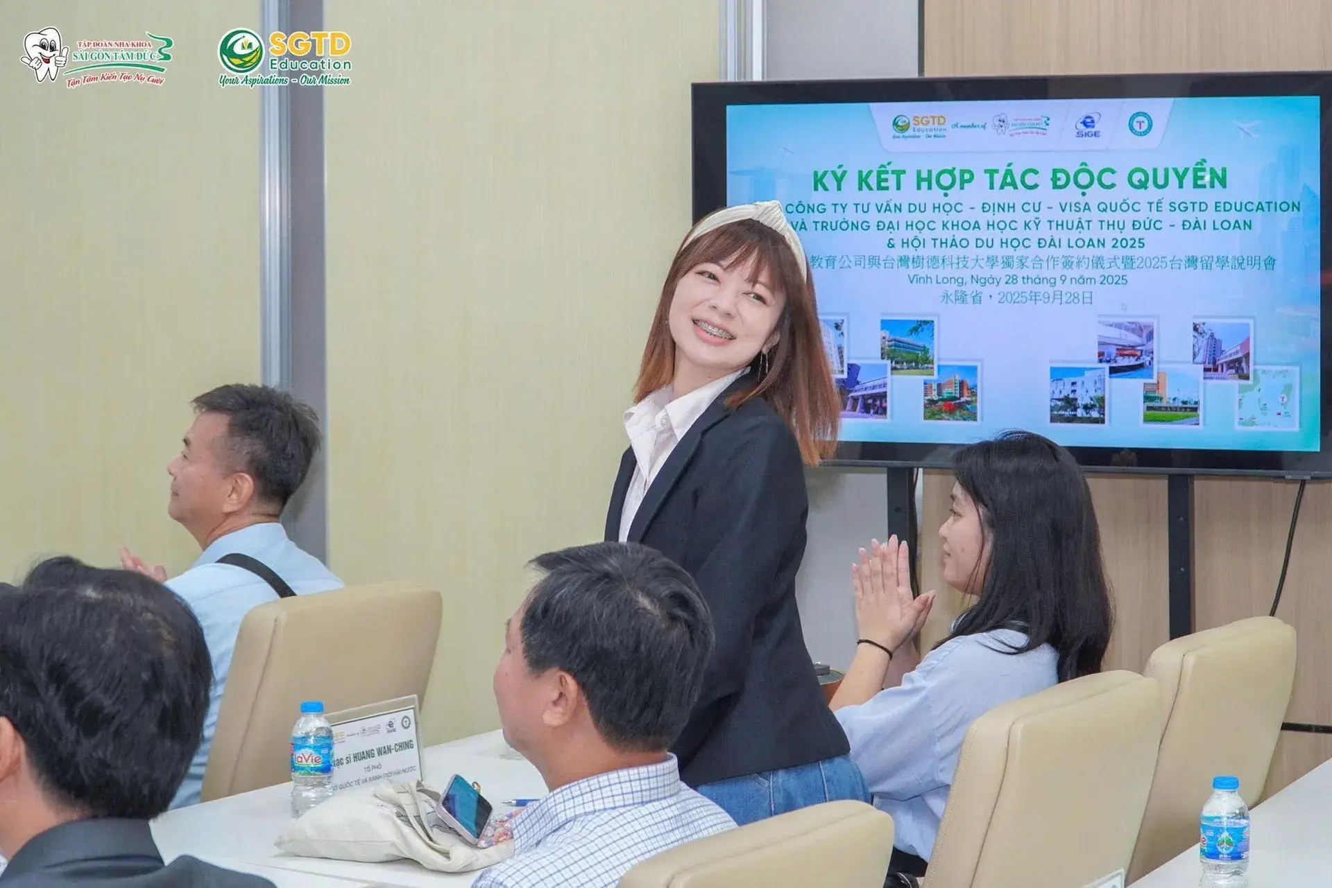 Thành Công Rực Rỡ: Ký Kết Hợp Tác Độc Quyền Giữa SGTD Education và Trường Đại Học Khoa Học Kỹ Thuật Thụ Đức – Đài Loan & Hội Thảo Du Học Đài Loan 2025 (ảnh 16/51)