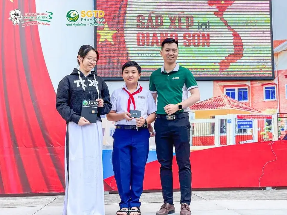 Thứ 2 Là Ngày Đầu Tuần - SGTD Education Mang đến Điều Bất Ngờ Gì cho Học Sinh Trường Phổ Thông Hermann Gmeiner! (ảnh 9/21)