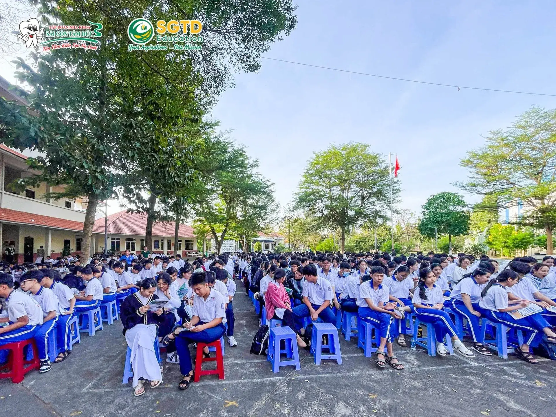 Thứ 2 Là Ngày Đầu Tuần - SGTD Education Mang đến Điều Bất Ngờ Gì cho Học Sinh Trường Phổ Thông Hermann Gmeiner! (ảnh 15/21)