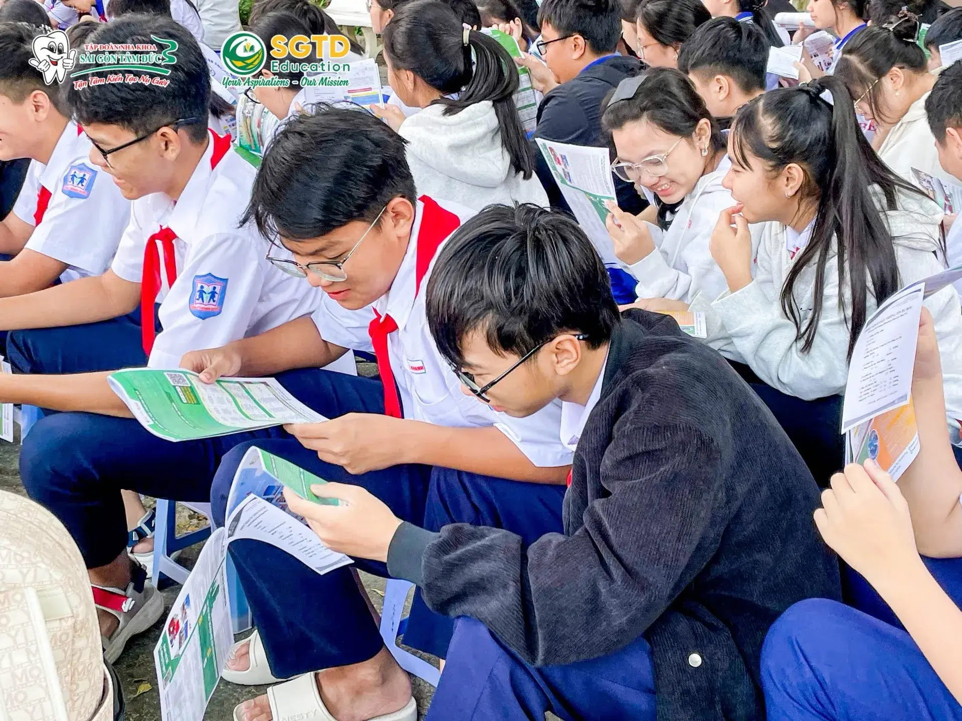 Thứ 2 Là Ngày Đầu Tuần - SGTD Education Mang đến Điều Bất Ngờ Gì cho Học Sinh Trường Phổ Thông Hermann Gmeiner! (ảnh 18/21)