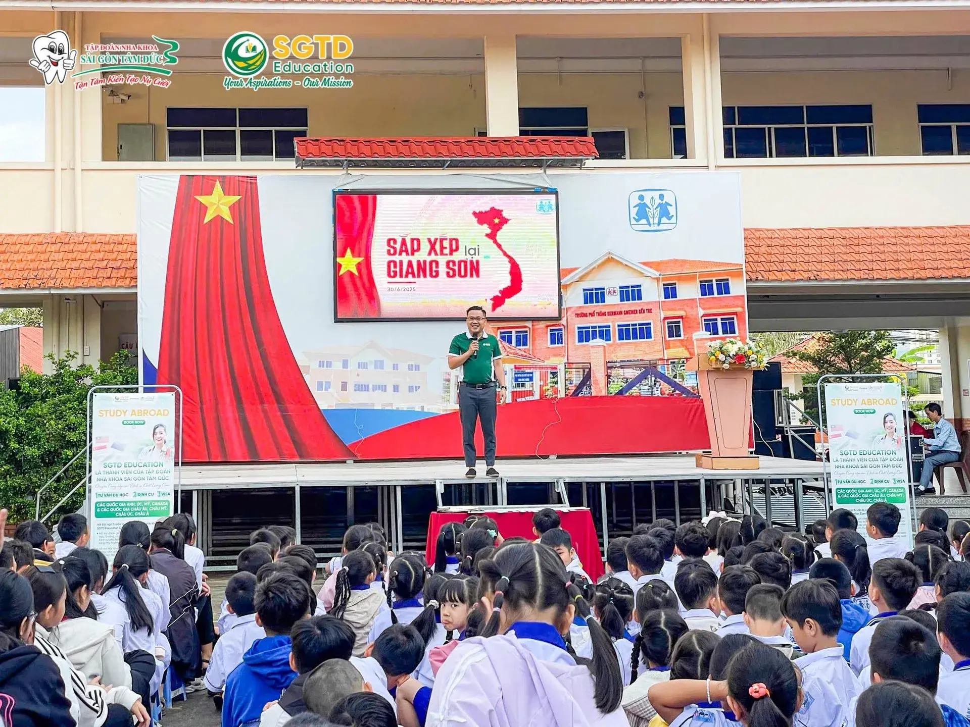 Thứ 2 Là Ngày Đầu Tuần - SGTD Education Mang đến Điều Bất Ngờ Gì cho Học Sinh Trường Phổ Thông Hermann Gmeiner! (ảnh 19/21)