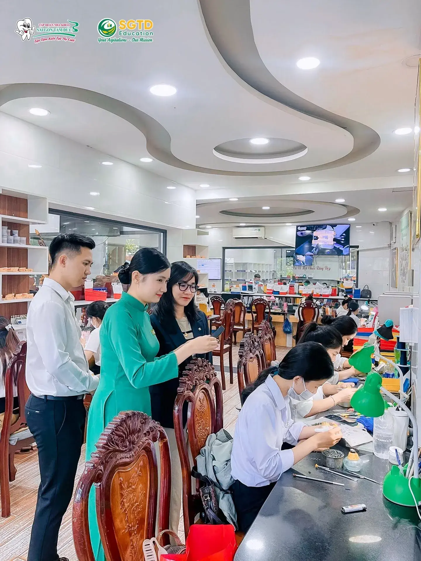 Tiếp Đón Đại Diện Trường AAC tại Singapore đến Thăm và Làm Việc cùng SGTD Education - Mở Ra Cơ Hội Quốc Tế cho Học Sinh Tỉnh Vĩnh Long (ảnh 14/22)