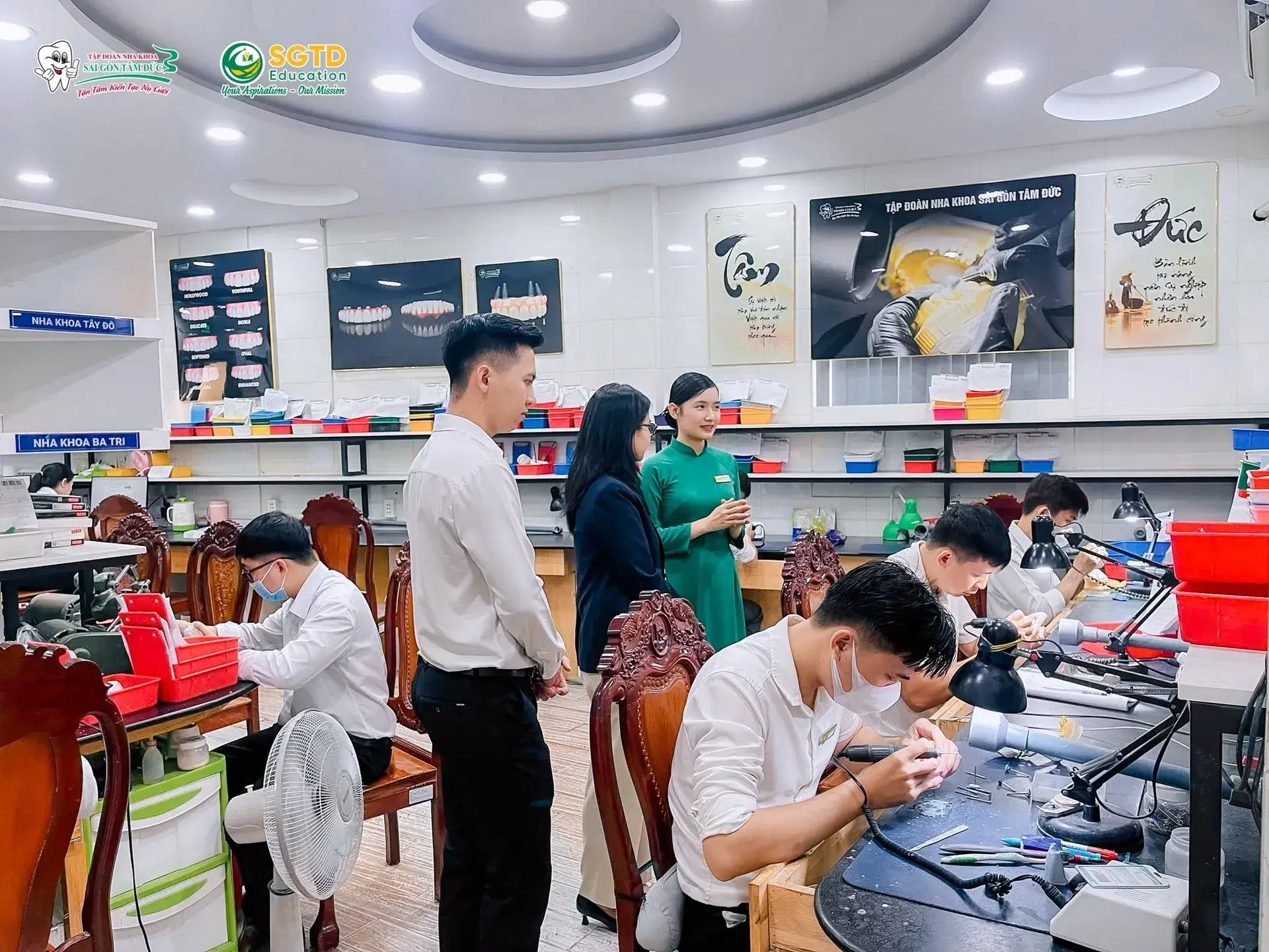 Tiếp Đón Đại Diện Trường AAC tại Singapore đến Thăm và Làm Việc cùng SGTD Education - Mở Ra Cơ Hội Quốc Tế cho Học Sinh Tỉnh Vĩnh Long (ảnh 16/22)