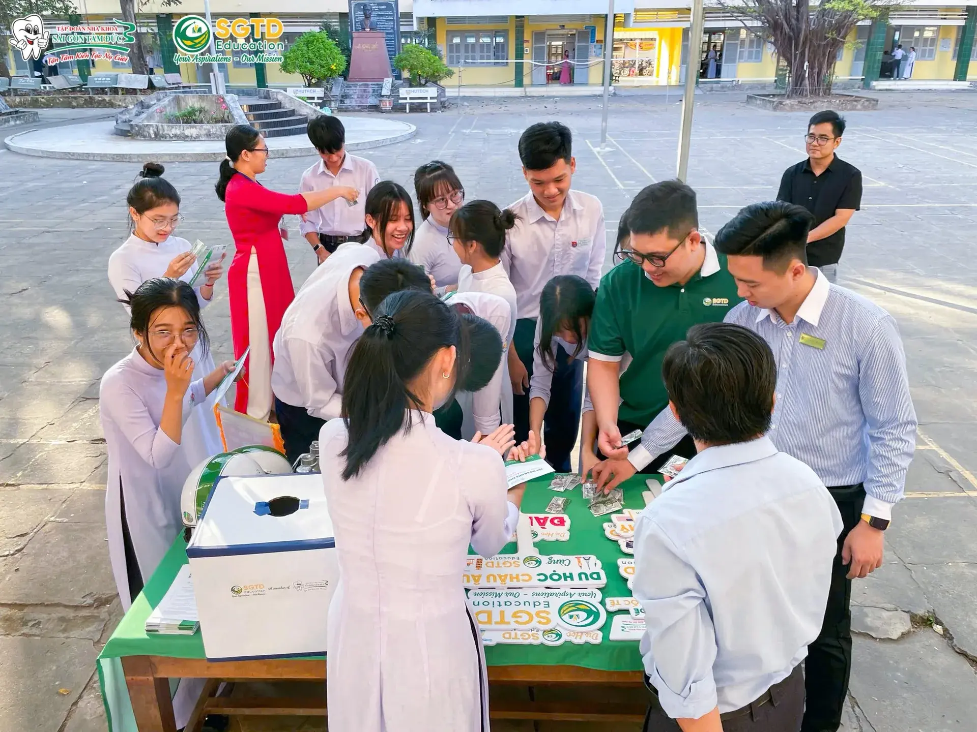 SGTD Education trao đổi về lộ trình du học sau tốt nghiệp THPT