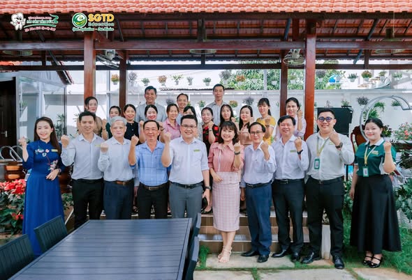 BUỔI LỄ KHAI GIẢNG CÁC KHÓA ĐÀO TẠO ỨNG DỤNG TRÍ TUỆ NHÂN TẠO – KHÓA 01.2025 DIỄN RA THÀNH CÔNG TỐT ĐẸP