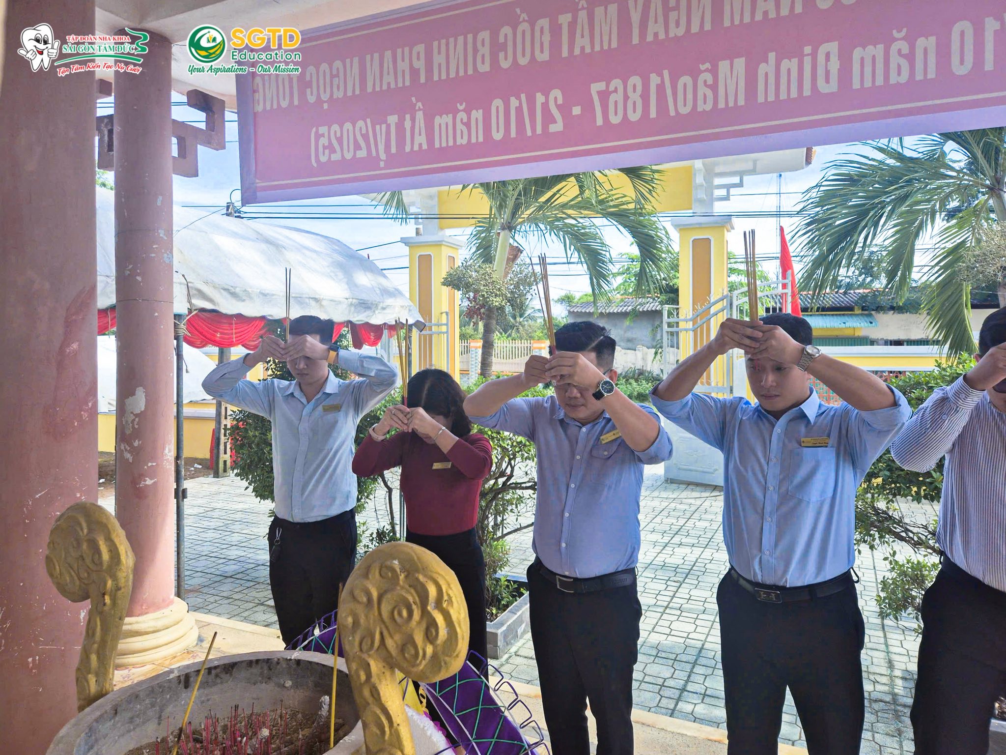 UỐNG NƯỚC NHỚ NGUỒN – SGTD EDUCATION VIẾNG THĂM ĐỀN THỜ CỤ PHAN NGỌC TÒNG NHÂN NGÀY GIỖ