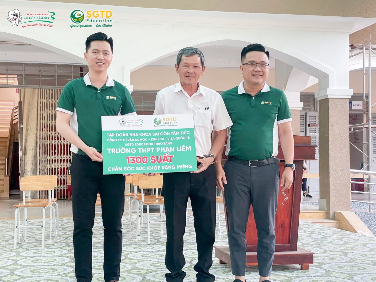 KHỞI ĐẦU NĂNG LƯỢNG TUẦN MỚI – SGTD EDUCATION LAN TOẢ GIÁ TRỊ GIÁO DỤC CHO CÁC EM HỌC SINH TẠI TRƯỜNG THPT PHAN LIÊM